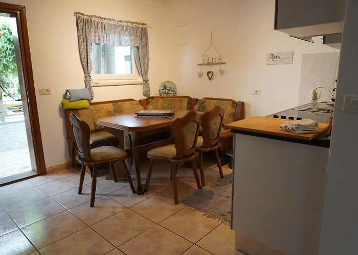 Krnjic Lägenhet Umag