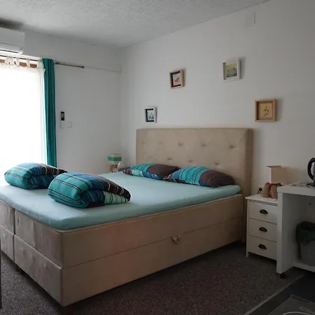 Krnjic Apartment *